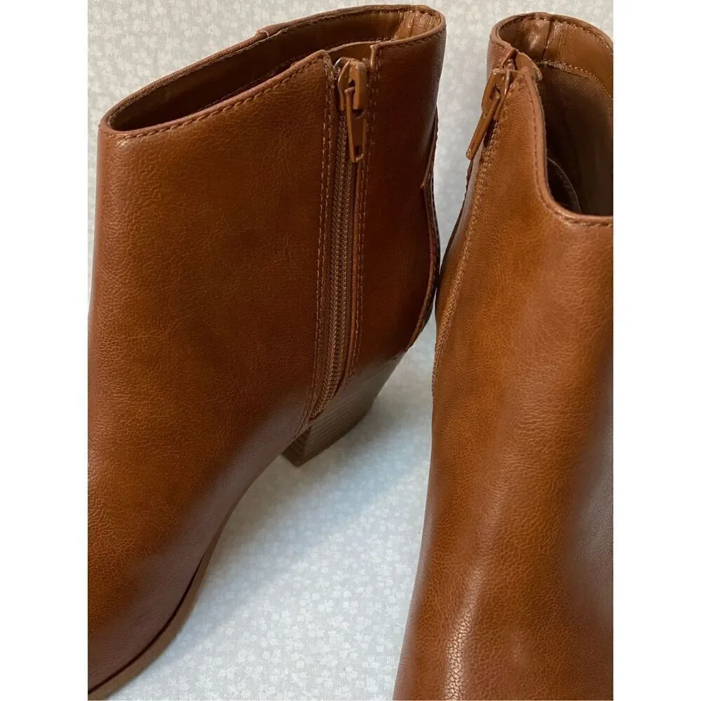 Indigo Rd. Women's Size 6.5 Tonda Brown Leather Zip Block Heel Ankle Boots